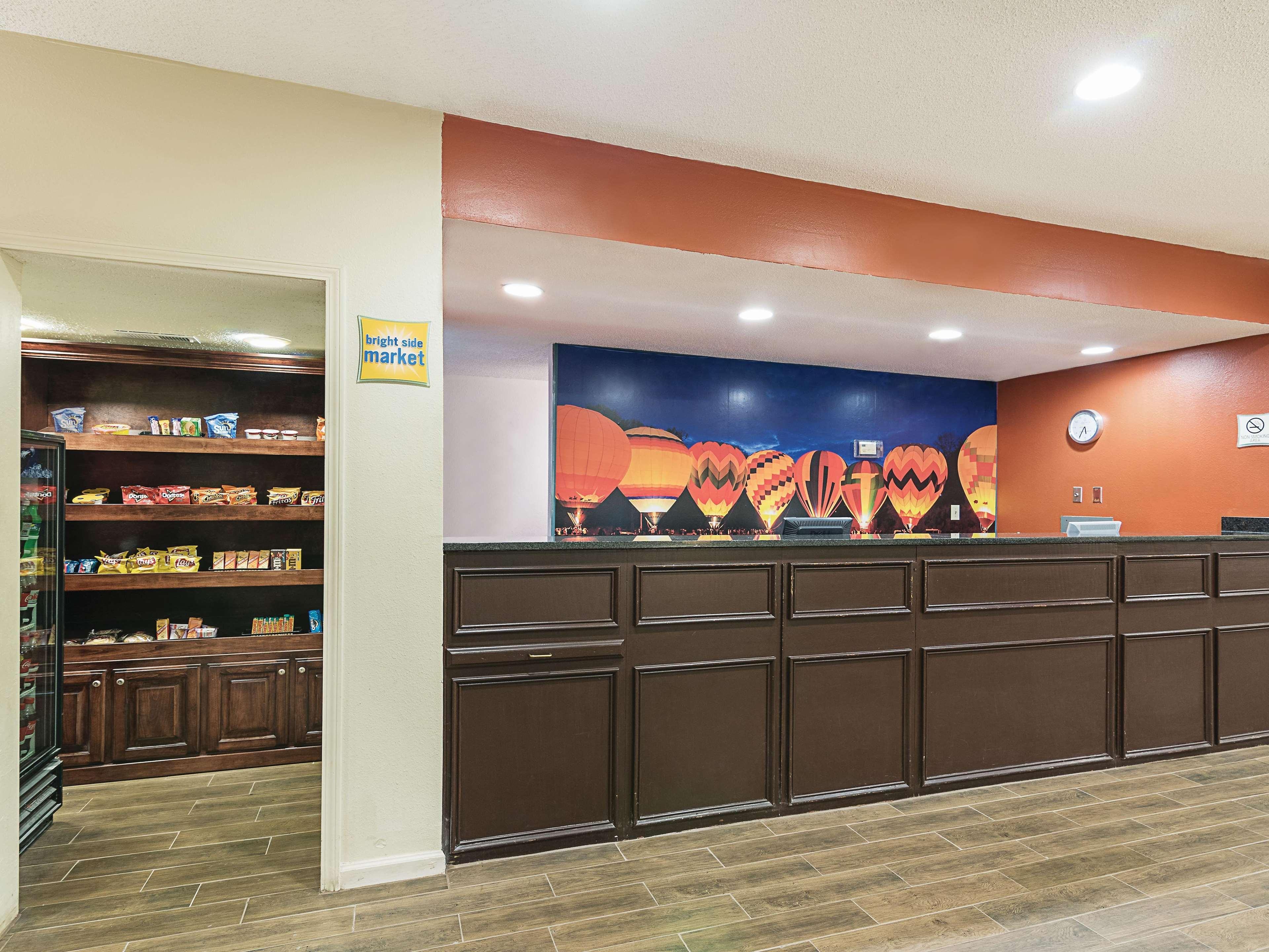La Quinta Inn By Wyndham Decatur Alabama Ngoại thất bức ảnh
