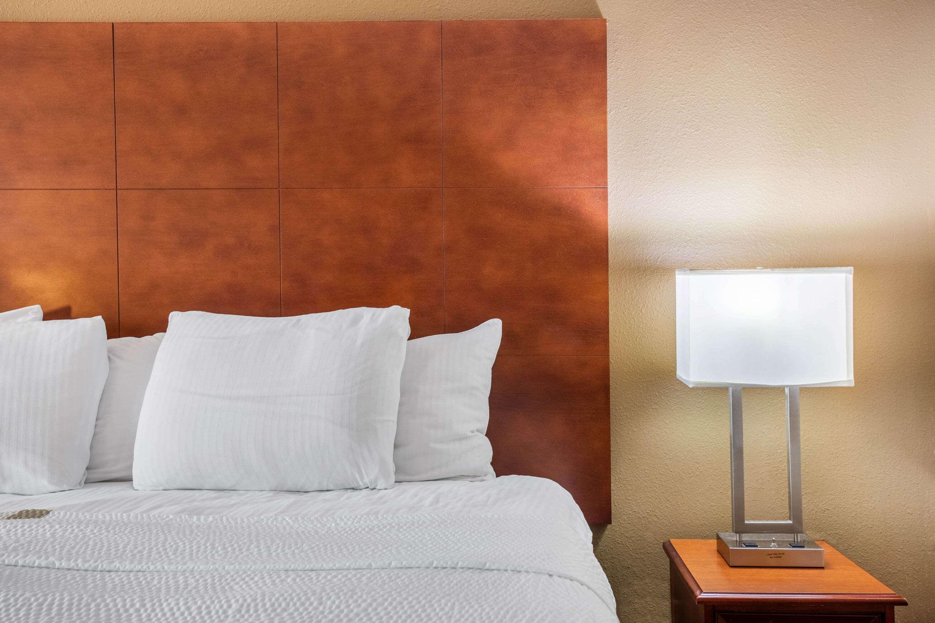 La Quinta Inn By Wyndham Decatur Alabama Ngoại thất bức ảnh