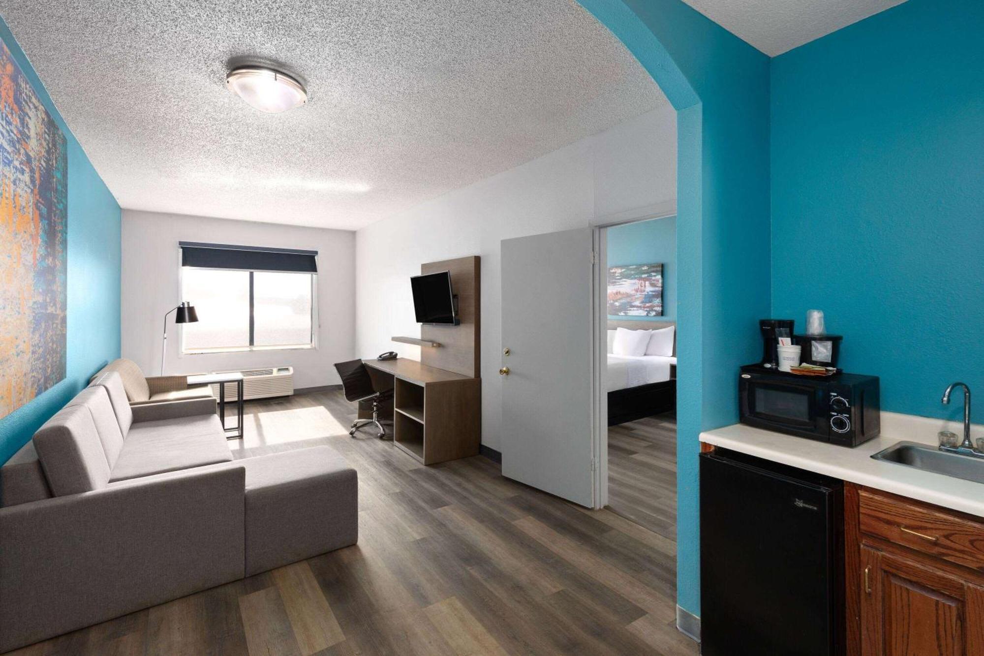 La Quinta Inn By Wyndham Decatur Alabama Ngoại thất bức ảnh